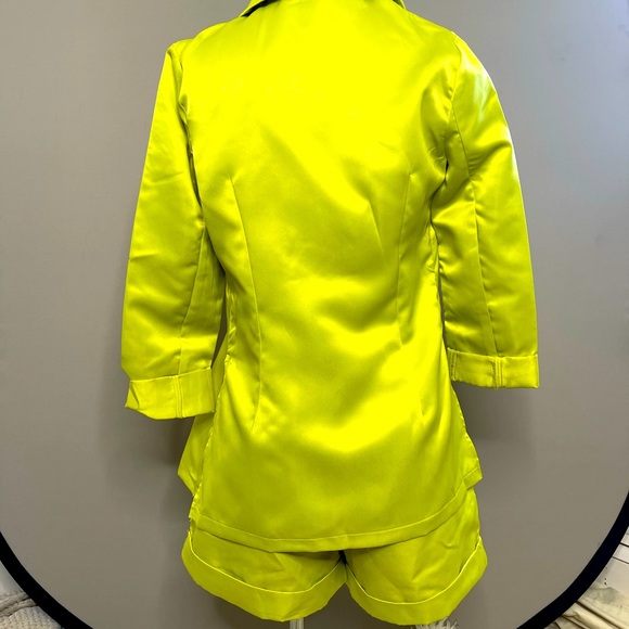 Pretty Little Things two piece neon green blazer and shorts  set. - Picture 4 of 10